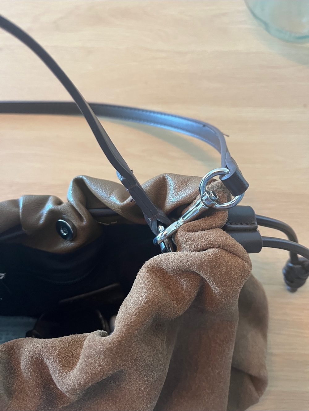 Casual Brown Suede Drawstring Shoulder Bag - Picture 5 of 6